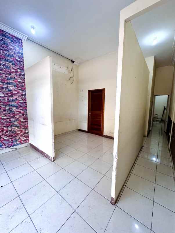 disewakan ruko gudang kantor jl menara 8 meruya sel kec