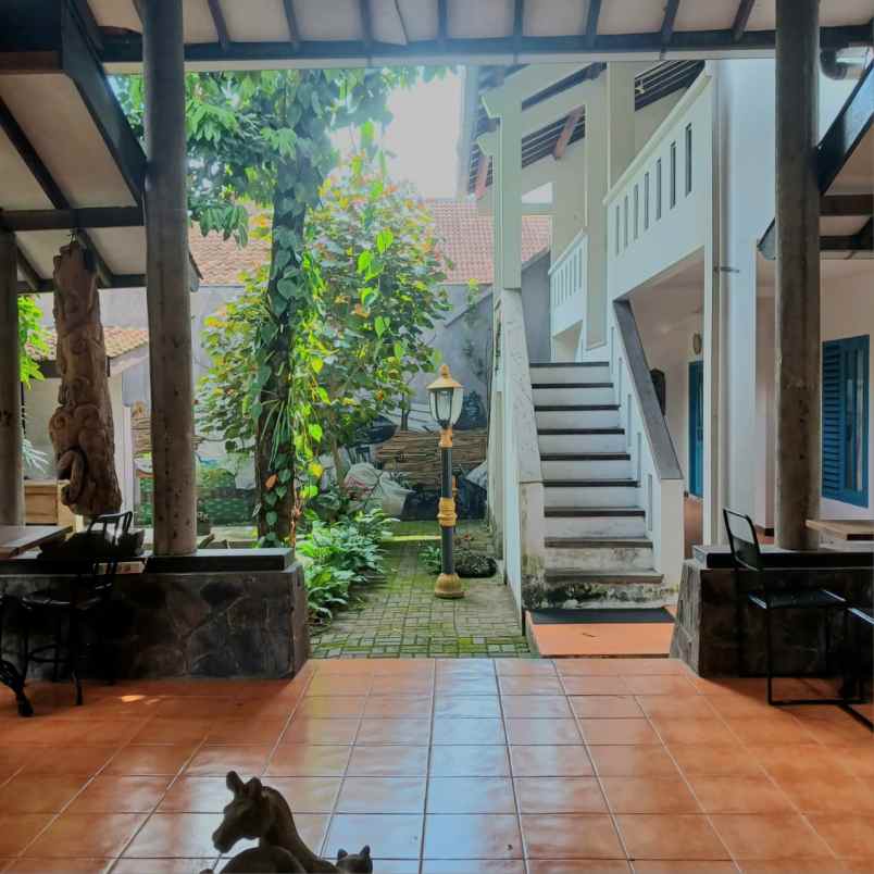 disewakan ruko gudang kantor jl trapesium tiyosan