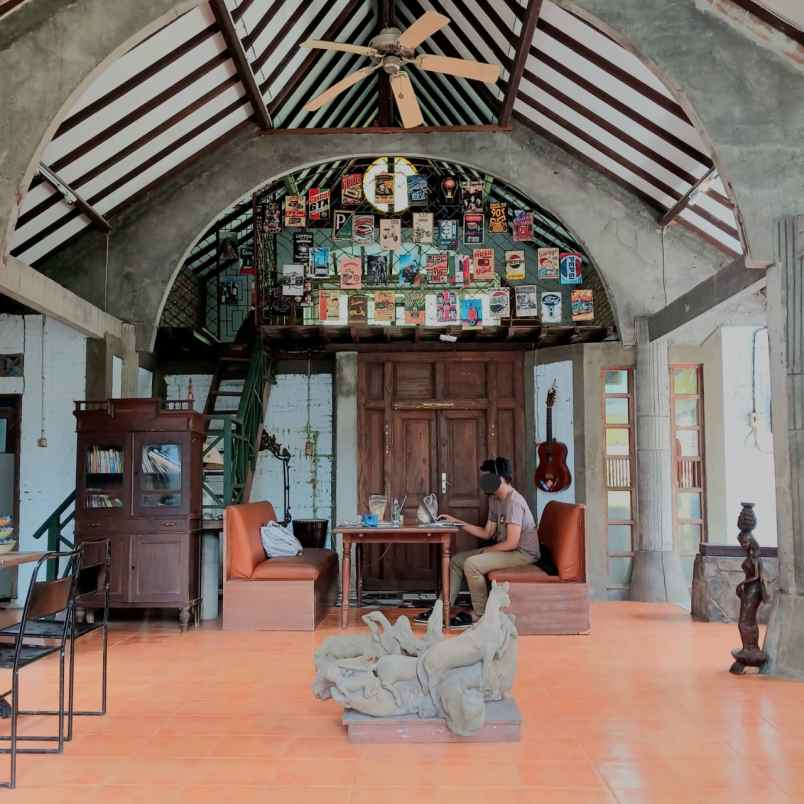 disewakan ruko gudang kantor jl trapesium tiyosan