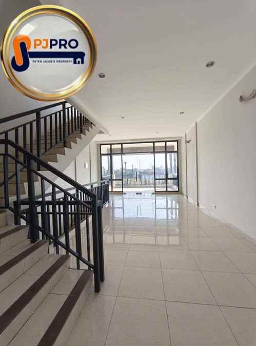 disewakan ruko gudang kantor summarecon crown gading