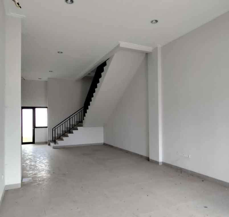 disewakan ruko mega kuningan pik2