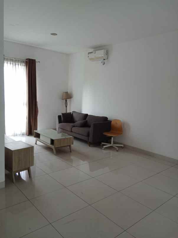 disewakan rumah cluster palm spring