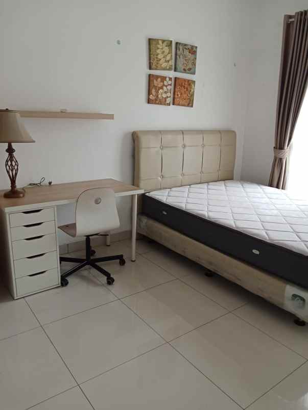 disewakan rumah cluster palm spring