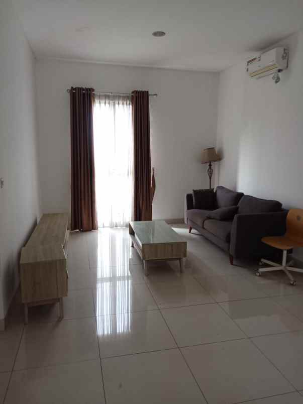 disewakan rumah cluster palm spring