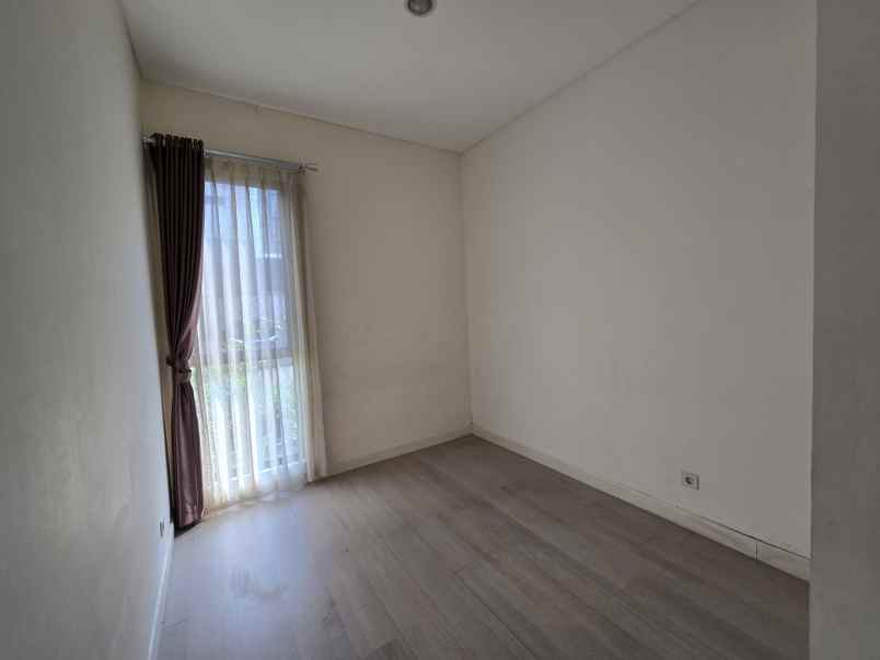 disewakan rumah cluster semayang asya jgc