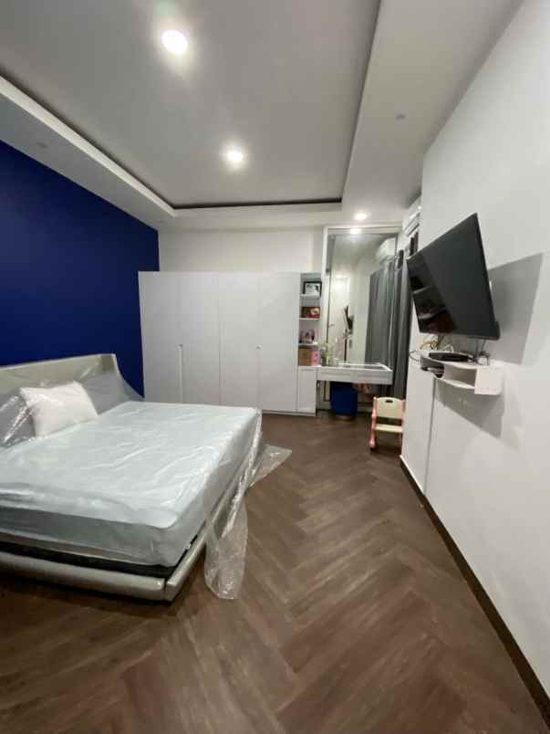 disewakan rumah cluster yarra jakarta