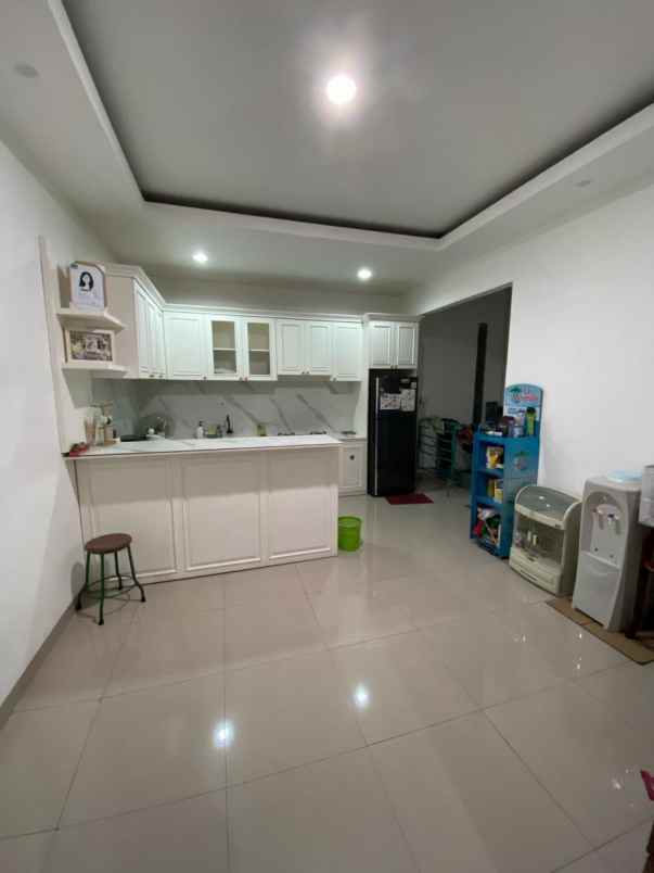disewakan rumah cluster yarra jakarta