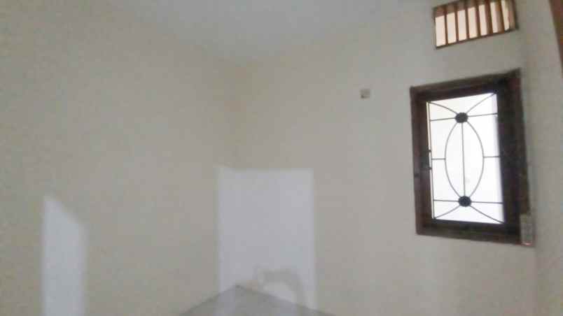 disewakan rumah duren sawit