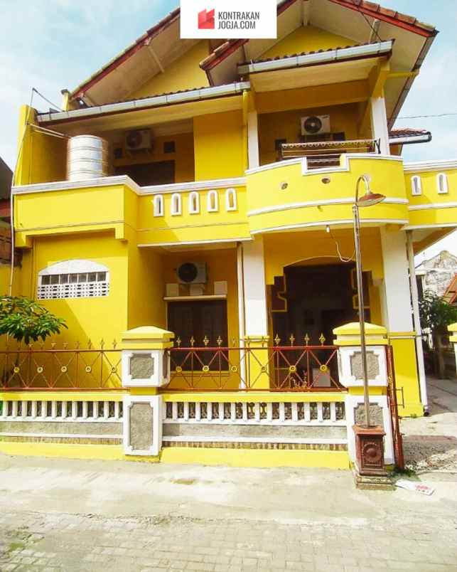 disewakan rumah jl parangtritis sewon