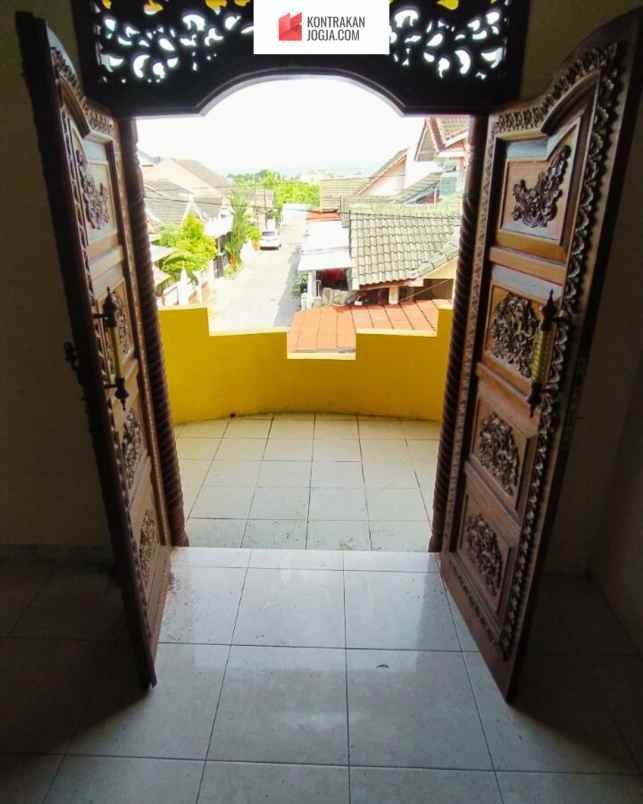 disewakan rumah jl parangtritis sewon