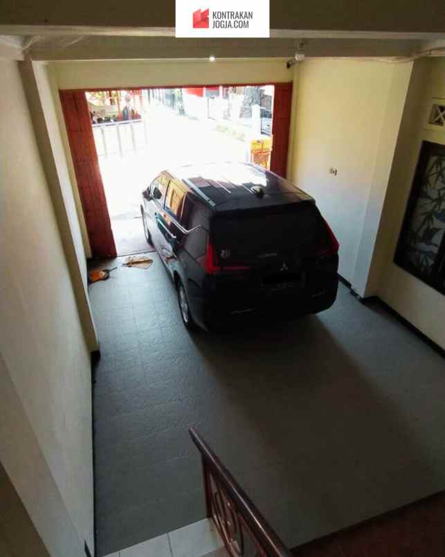 disewakan rumah jl parangtritis sewon