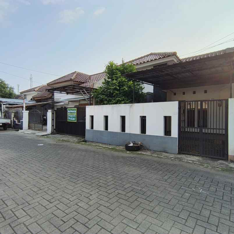 disewakan rumah karanglewas
