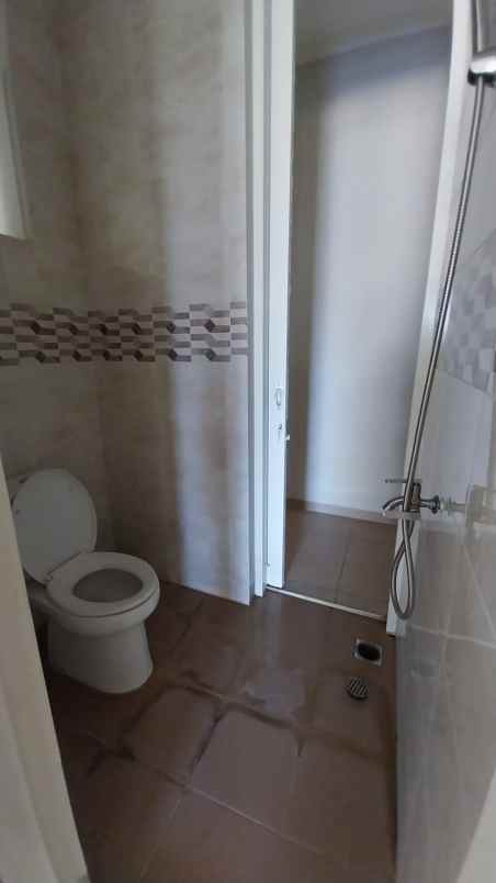 disewakan rumah pakuwon city grand island
