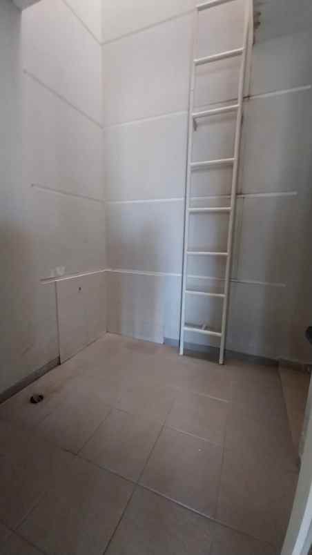 disewakan rumah pakuwon city grand island