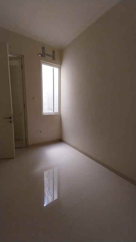disewakan rumah pakuwon city grand island