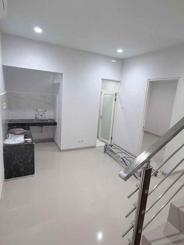 disewakan rumah pakuwon city zimbali costa