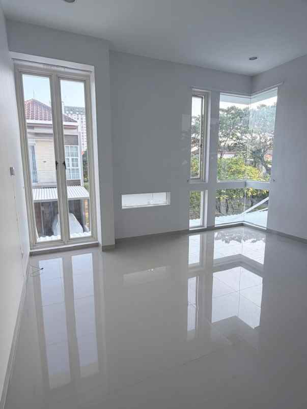 disewakan rumah pakuwon city zimbali costa