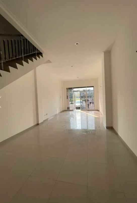 disewakan rumah pik2 cluster denver