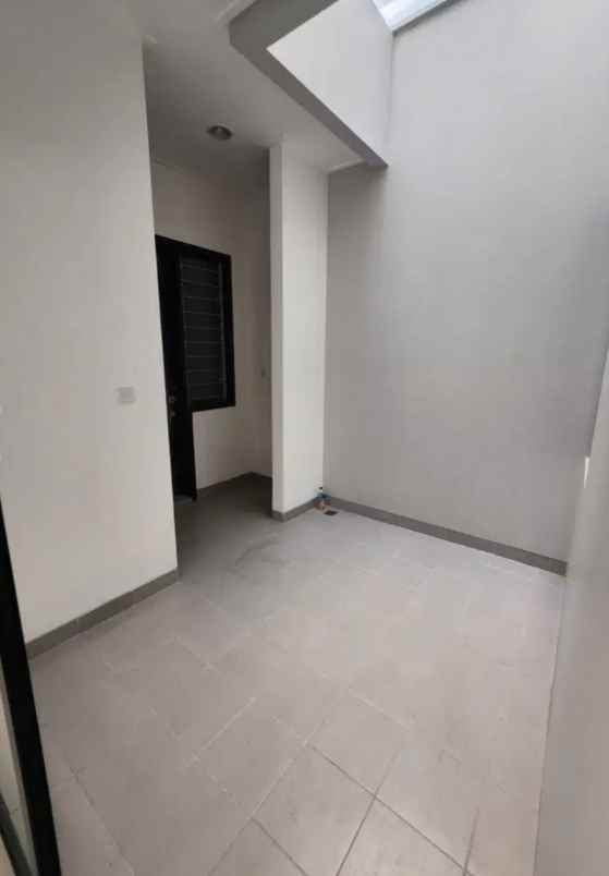 disewakan rumah pik2 cluster denver