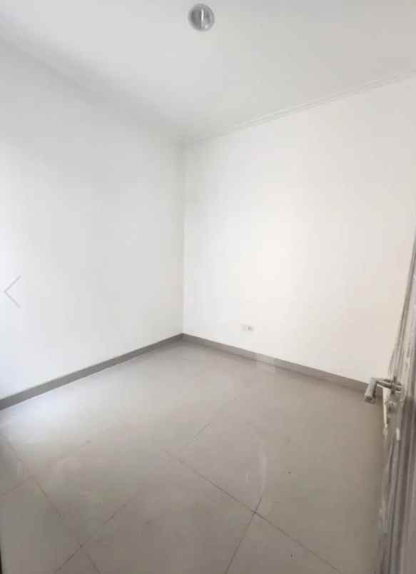 disewakan rumah pik2 cluster denver