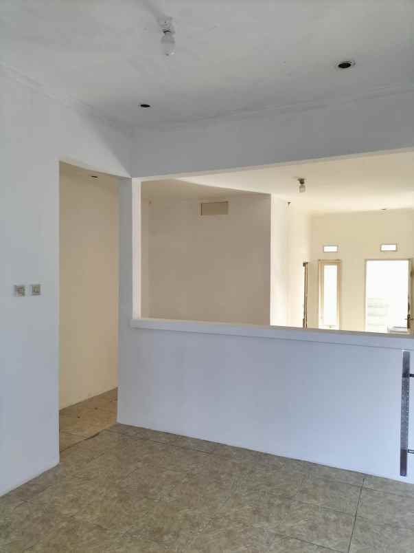 disewakan rumah sariwangi regency