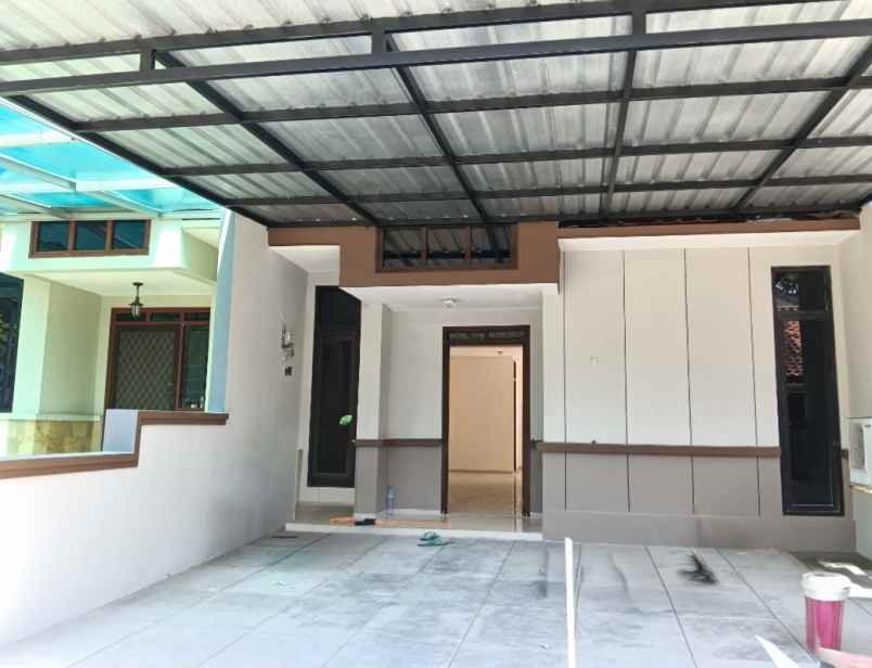 disewakan rumah taman gapura e6