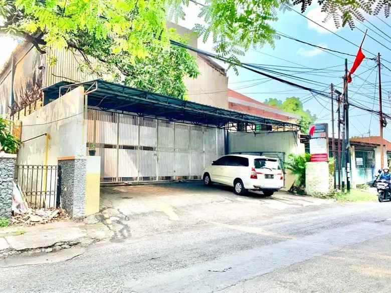 disewakan rumah usaha bratang wetan surabaya