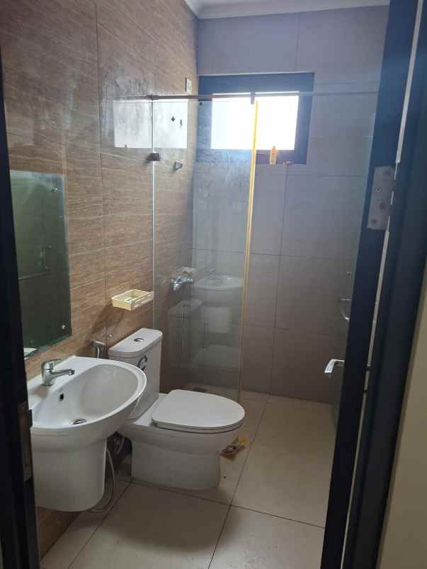 for sale di kota wisata cibubur