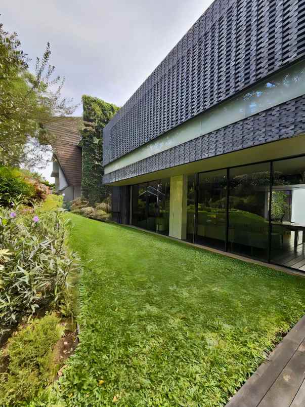 foresale at kebayoran baru