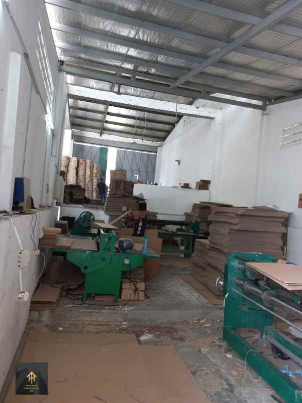 gudang harga bawah pasar sayap tki dk tol kota bandung