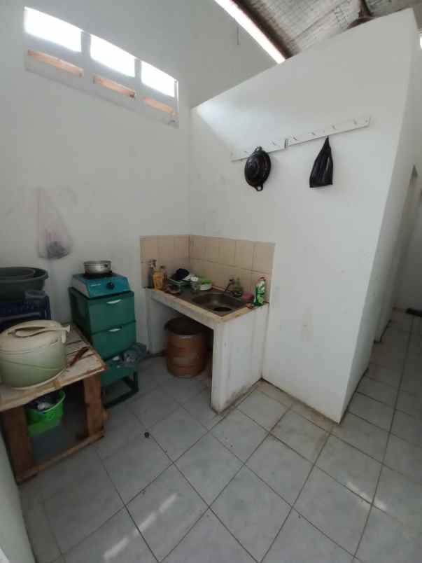 gudang harga bawah pasar sayap tki dk tol kota bandung