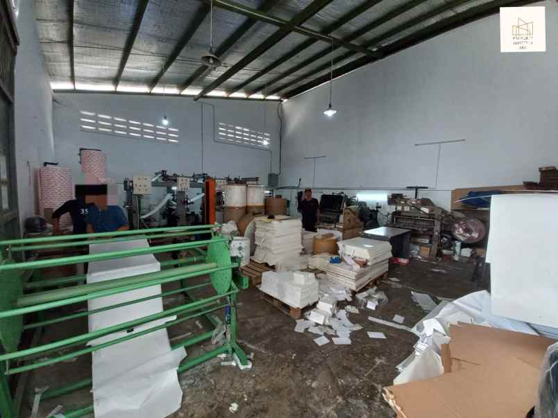 gudang harga bawah pasar sayap tki dk tol kota bandung