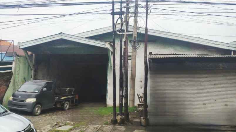 gudang pandugo dekat toll tambak sumur akses merr