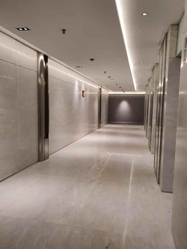 jual atau sewa office space di world capital tower
