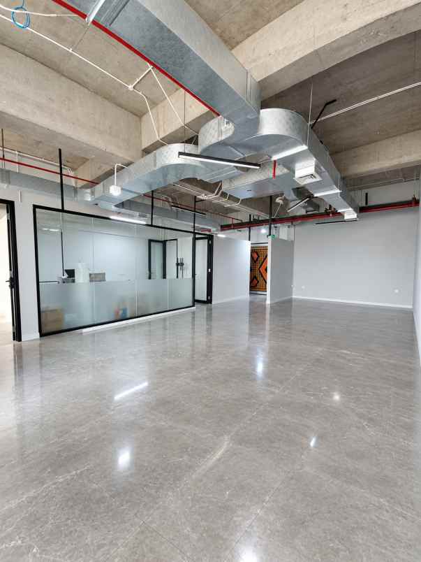 jual atau sewa ruang kantor di world capital tower