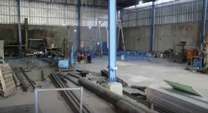 jual gudang strategis di raya setu serang bekasi