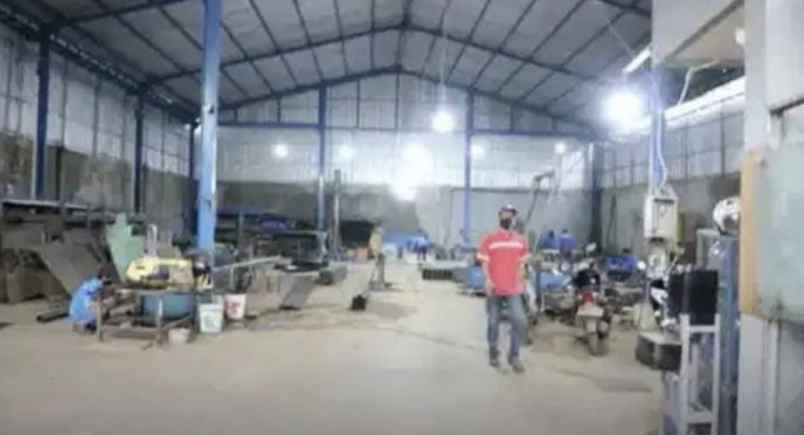 jual gudang strategis di raya setu serang bekasi