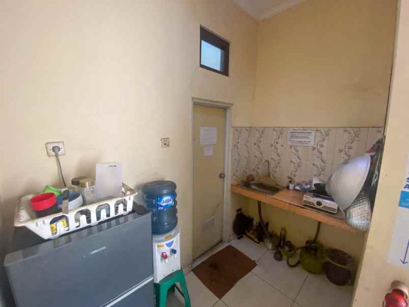 jual kosan jakarta pusat laba 300jutaan pertahun