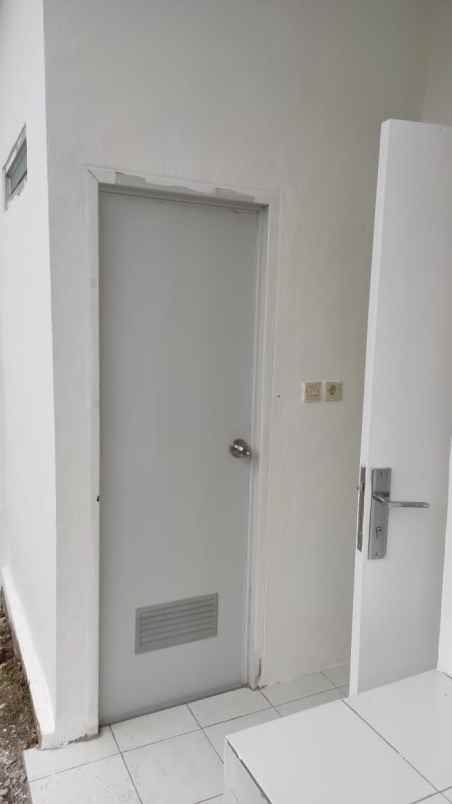 jual murah rumah di cluster benoa citra maja city