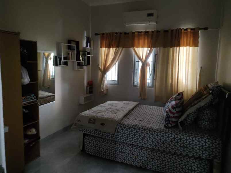 jual rimah beserta isinya lokasi pondok aren