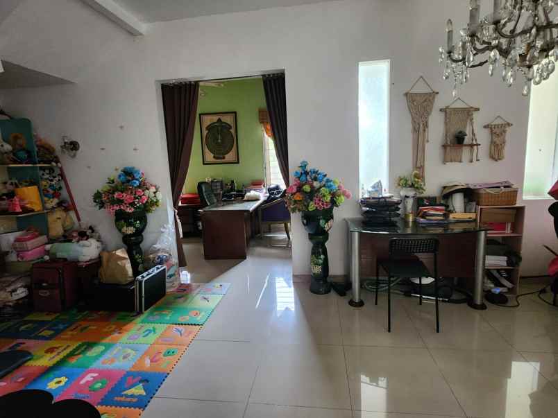 jual rumah cantik komplek buntu tenang di bintaro