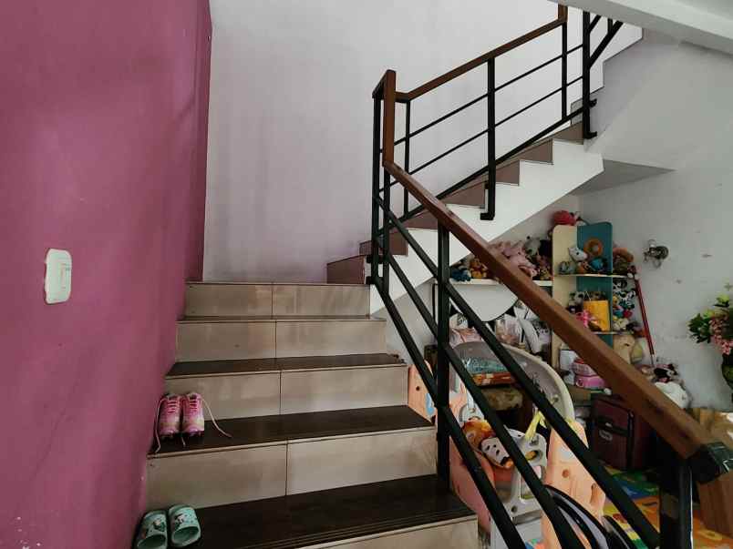 jual rumah cantik komplek buntu tenang di bintaro