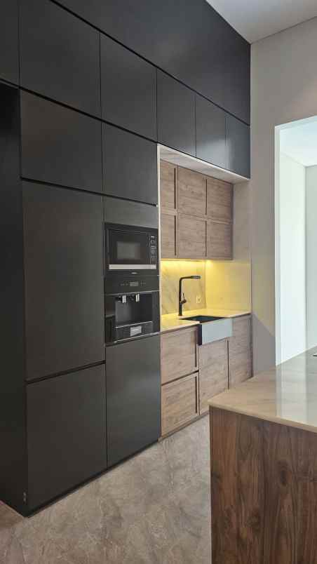 jual rumah furnished mewah bukit villa pik 2