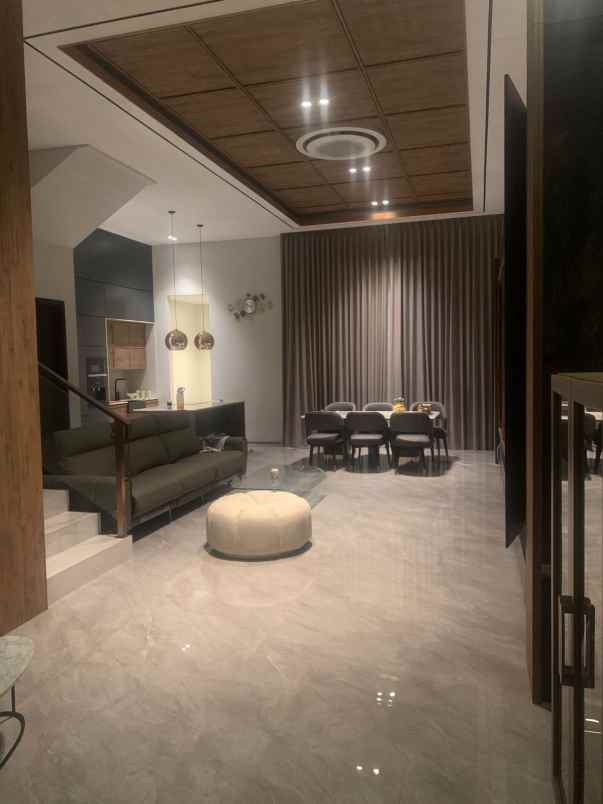 jual rumah furnished mewah bukit villa pik 2