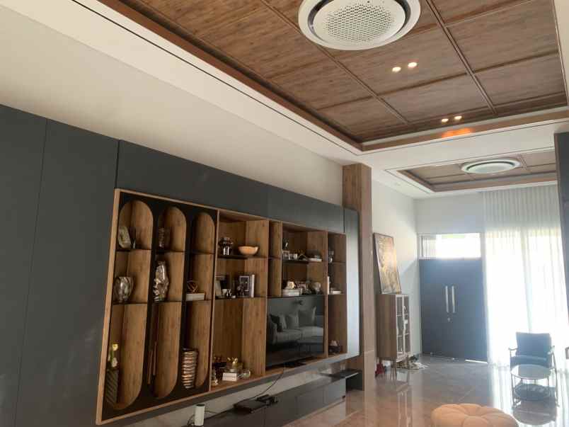 jual rumah furnished mewah bukit villa pik 2