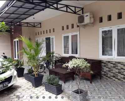 jual rumah lokasi strategis di lampiri pondok kelapa