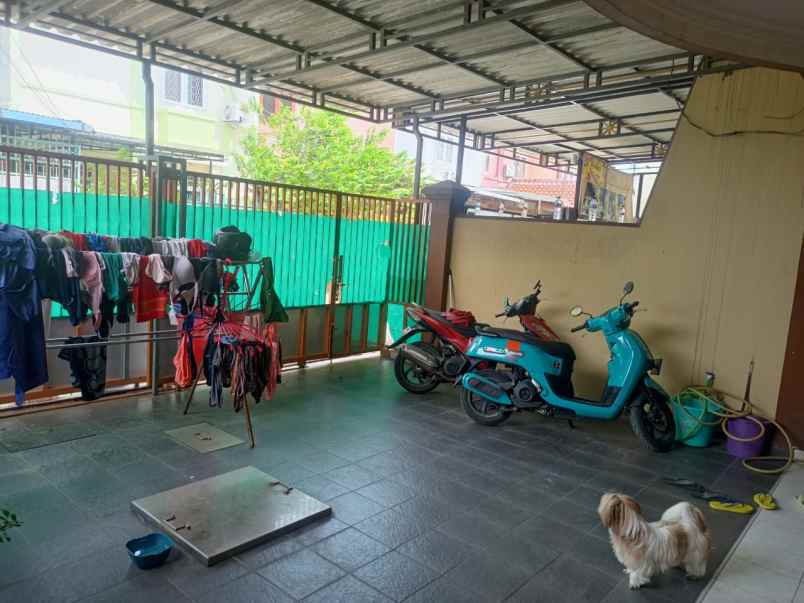 jual rumah taman palem lestari jak bar