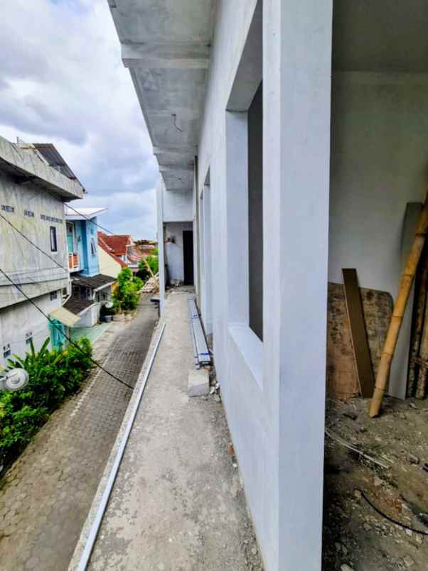 kost 19 kamar di condong catur dekat ke upn amikom