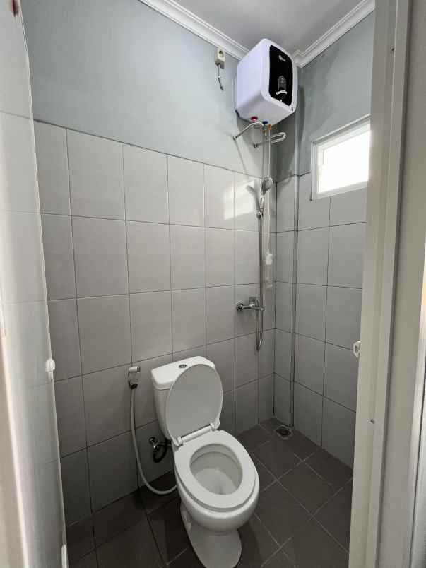 kost mpm11 kelapa dua tangerang