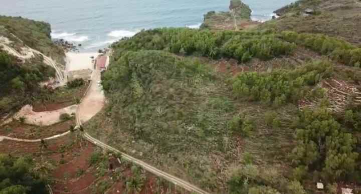 lahan pantai premium pantai ngedan gunungkidul